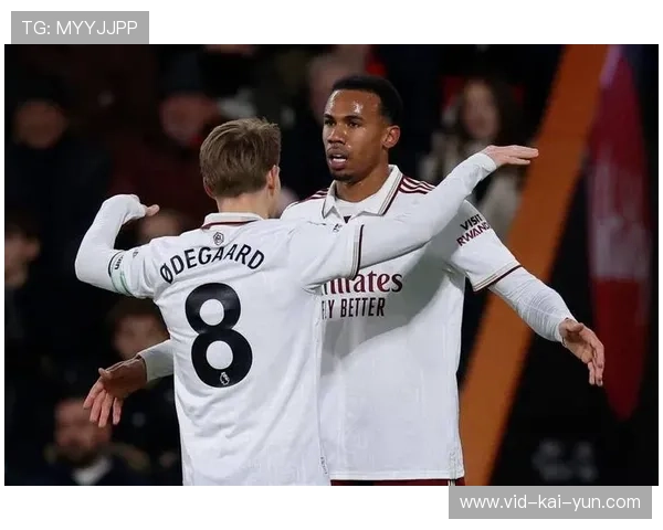 阿森纳3-2伯恩茅斯：赖斯梅开二度，枪手豪取七连胜